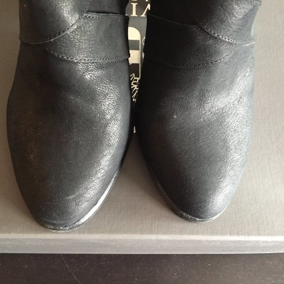 Vince Camuto VP-Ferrah Booties - Picture 3 of 8